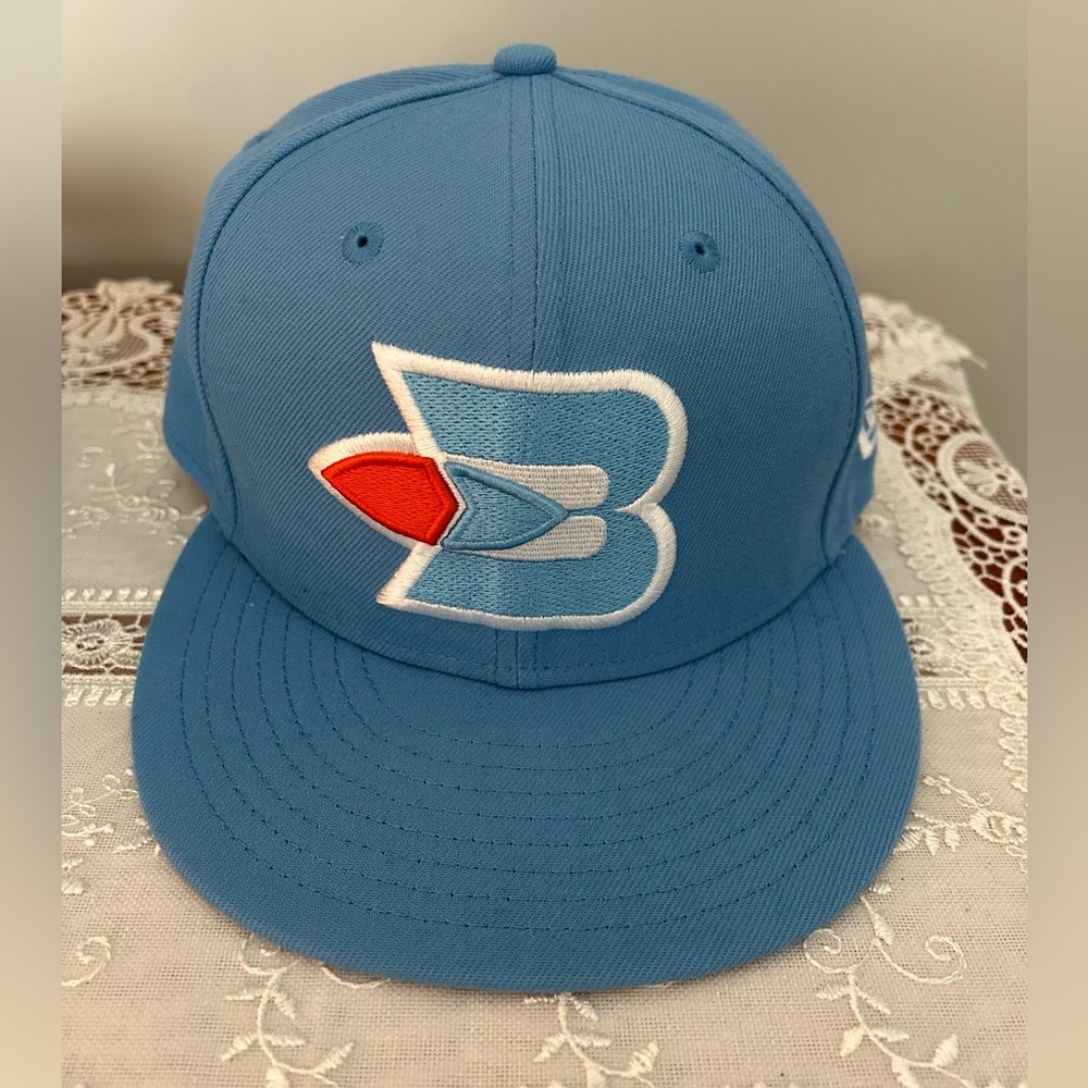 SOLD OUT LA Clippers New Era 2021/22 City Edition Fitted Hat (Size 7 1/4)